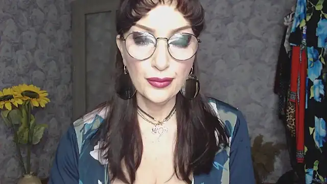 Aziza1 online show from April 30, 2026, 3:18 pm