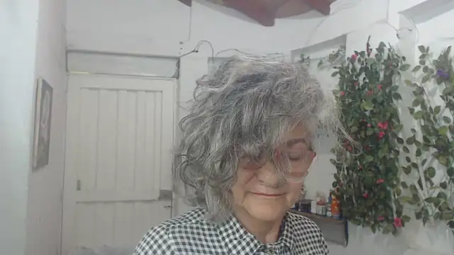 FunnyGrandma online show from February 19, 2025, 1:29 am