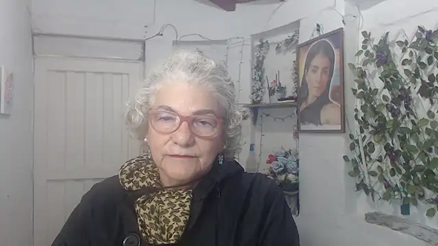 FunnyGrandma online show from October 5, 2025, 3:16 am