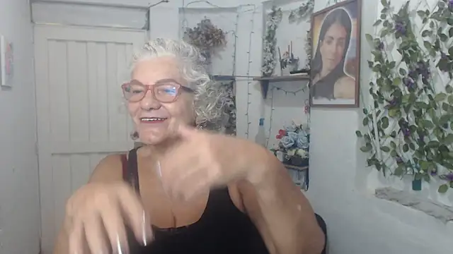 FunnyGrandma online show from October 5, 2025, 10:51 pm
