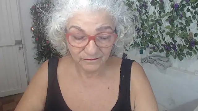 FunnyGrandma online show from October 30, 2025, 2:02 am