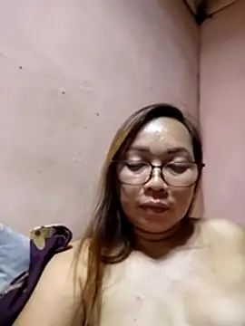 Snapshot of asianwet4u chatting on May 8, 2026, 5:18 pm asianwet4u online show from May 8, 2026, 5:18 pm