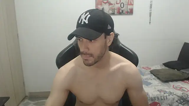 samuelgarcia  online show from July 21, 2026, 4:48 am