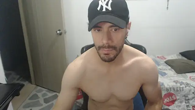 samuelgarcia  online show from July 31, 2026, 6:35 am
