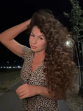 Marilyn La Rose online show from August 6, 2026, 8:22 pm