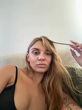 jessieamy online show from June 22, 2026, 6:21 am