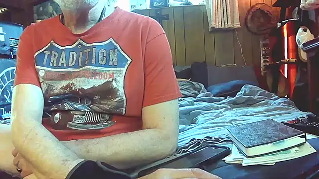 Makowboy online show from June 29, 2026, 7:14 pm