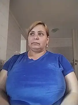 EvaCristal online show from May 15, 2026, 11:28 am