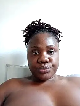 Sweetlolly92 online show from July 22, 2026, 2:42 pm