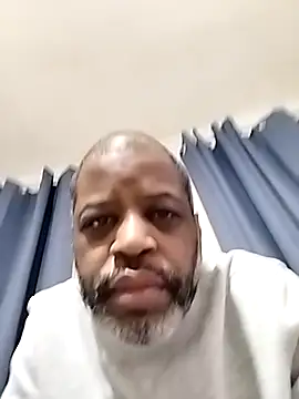 Snapshot of alfiebrown007 chatting on March 4, 2026, 12:16 am alfiebrown007 online show from March 4, 2026, 12:16 am