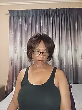 Hotgrannyx online show from July 18, 2026, 5:28 pm