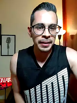 Snapshot of towers_j chatting on July 10, 2026, 7:49 pm towers j online show from July 10, 2026, 7:49 pm