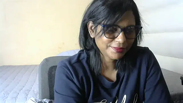 sunshinelady  online show from June 18, 2026, 12:42 pm