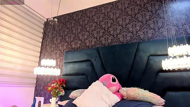 Vivi prinncess online show from May 13, 2026, 11:44 pm