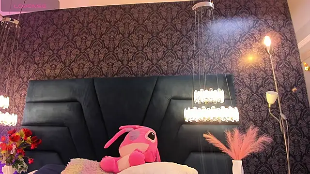 Vivi prinncess online show from May 21, 2026, 12:06 am
