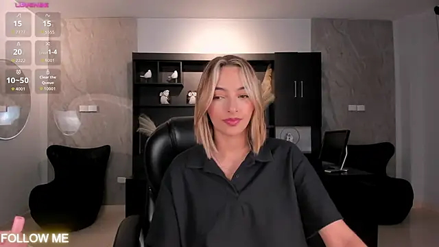 MelissaMoore  online show from May 15, 2026, 9:27 am
