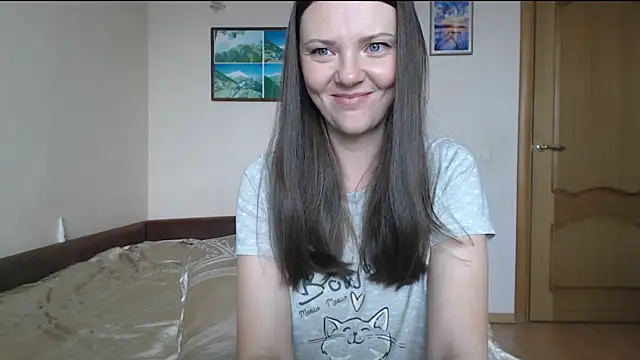 SugarTati online show from August 3, 2026, 12:54 pm