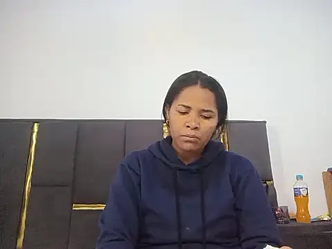 aleixane online show from July 16, 2026, 7:47 am