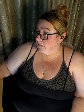 Iceprincess2bad4u online show from June 12, 2026, 6:07 pm