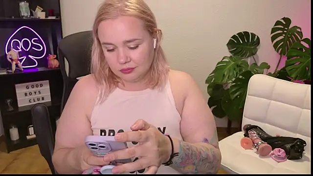 MargotGrey online show from June 28, 2026, 8:48 pm
