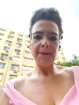 RebeccaNoble online show from June 30, 2026, 2:51 pm
