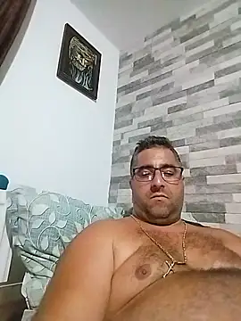 ADRIAN ADI40 online show from July 5, 2026, 10:17 pm