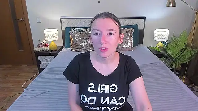 CatherineWalls online show from July 15, 2026, 3:45 am