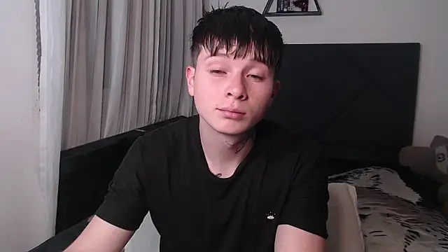 MathewCollin online show from July 5, 2026, 6:53 am