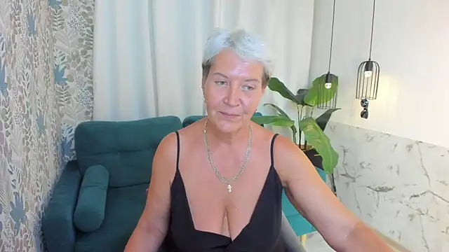 KathySunn online show from July 18, 2026, 1:37 pm