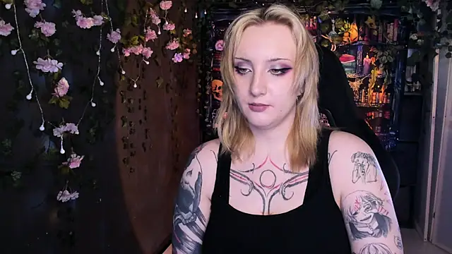 AsheLucker online show from July 9, 2026, 6:06 am