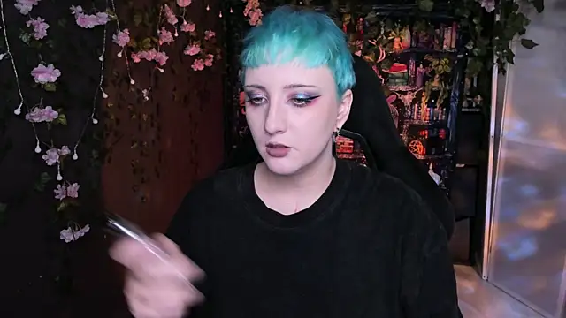 AsheLucker online show from July 16, 2026, 5:57 am