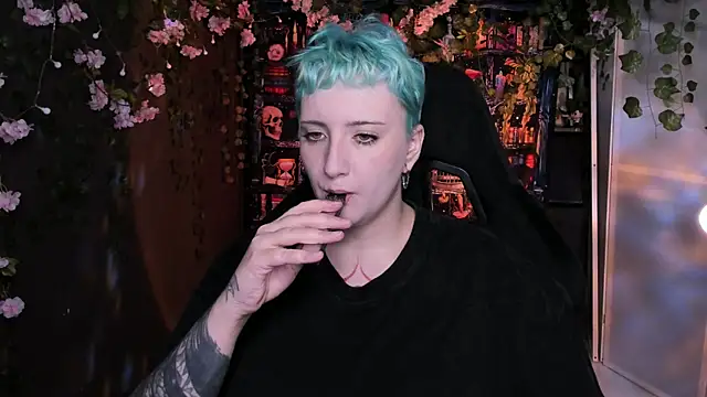AsheLucker online show from July 20, 2026, 10:18 am