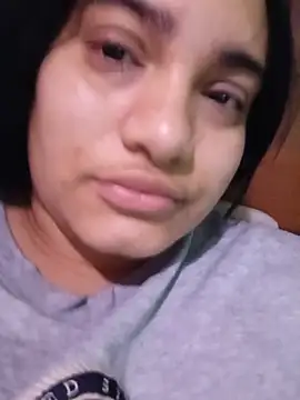 Hilarybunnyy online show from June 20, 2026, 3:31 am