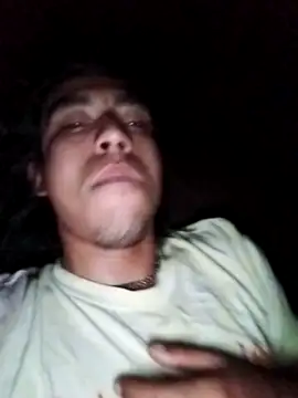 Snapshot of AlexAlejandro13 chatting on May 22, 2026, 7:26 am AlexAlejandro13 online show from May 22, 2026, 7:26 am