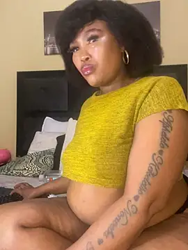 Snapshot of BADFATASS85 chatting on May 31, 2026, 9:16 pm BADFATASS85 online show from May 31, 2026, 9:16 pm