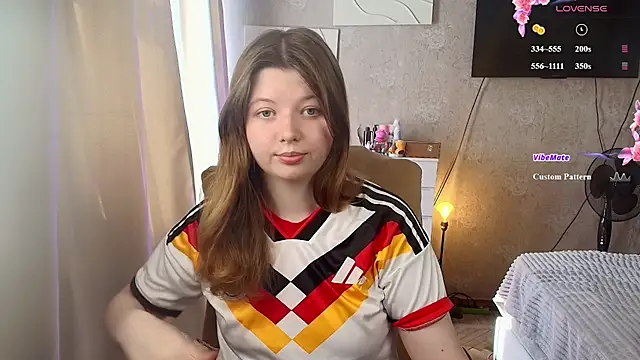 Vivian cutie online show from June 29, 2026, 12:38 pm