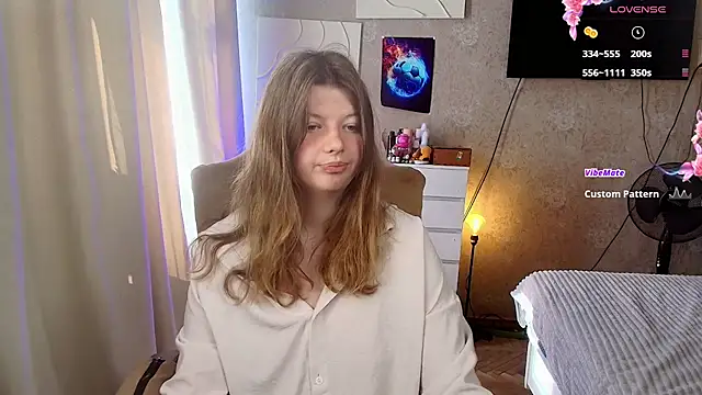 Vivian cutie online show from July 16, 2026, 12:33 pm