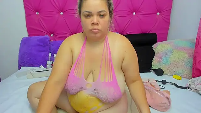 VivianPorto online show from July 3, 2026, 9:21 pm