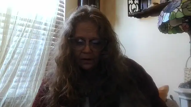 DestineeLoverGirl online show from November 5, 2025, 1:33 pm