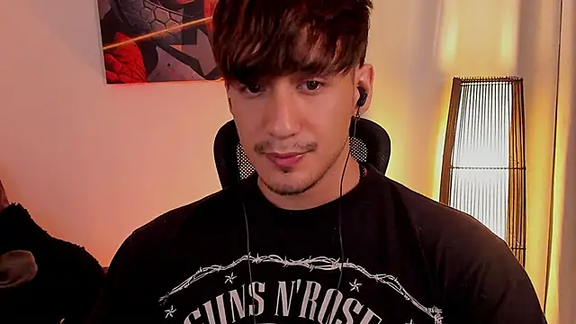 AlexRivera6 online show from May 18, 2026, 3:29 pm