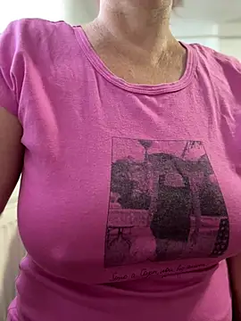 sweetmystery1 online show from June 10, 2026, 4:12 am