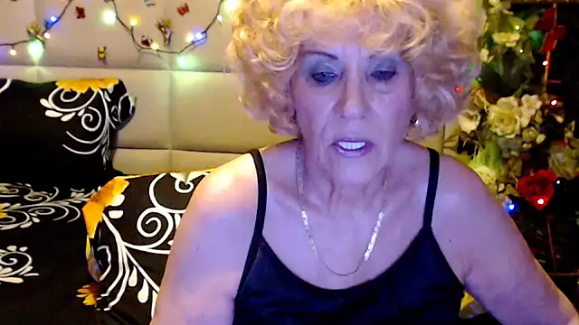 HappyWomanOn online show from April 7, 2026, 8:15 am