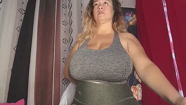 brenlissy89 online show from July 20, 2026, 4:09 pm