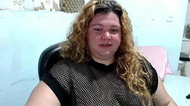 Snapshot of squirt322bbw chatting on June 19, 2026, 4:00 pm squirt322bbw online show from June 19, 2026, 4:00 pm