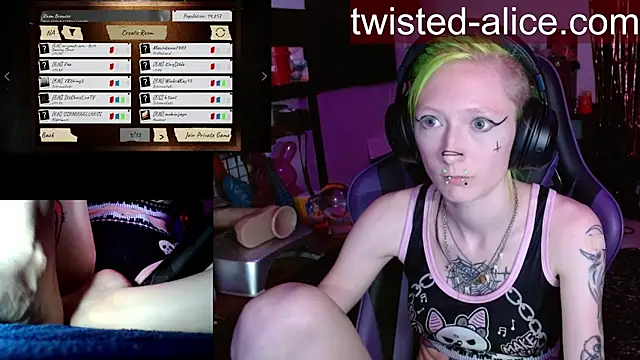alicewonder09 online show from May 8, 2026, 3:56 am