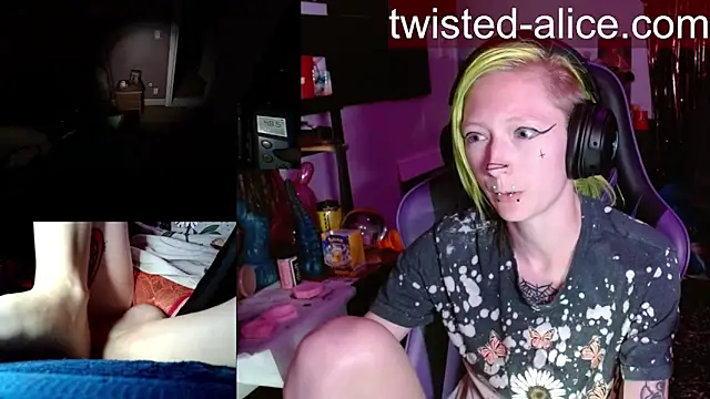 alicewonder09 online show from May 31, 2026, 3:15 am