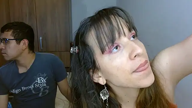 Snapshot of Isaandysex2428 chatting on July 15, 2026, 2:39 am Isaandysex2428 online show from July 15, 2026, 2:39 am
