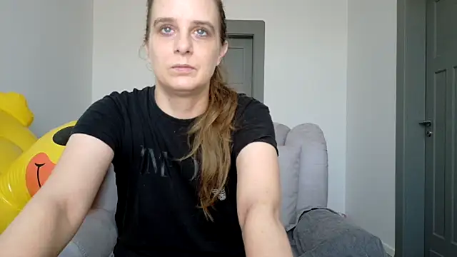 LadyChantale online show from July 11, 2026, 6:38 am