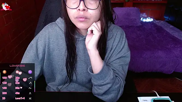 Snapshot of MidoriQuiinn chatting on July 23, 2026, 4:38 pm MidoriQuiinn online show from July 23, 2026, 4:38 pm