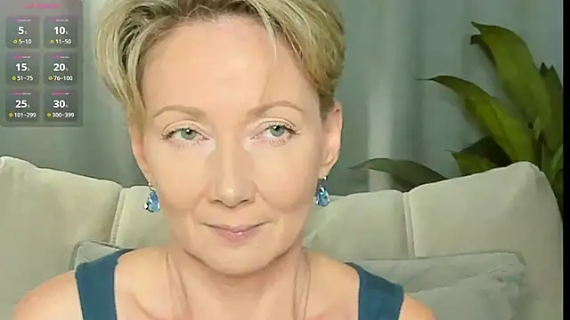 AkexandraFix online show from July 6, 2026, 1:52 pm